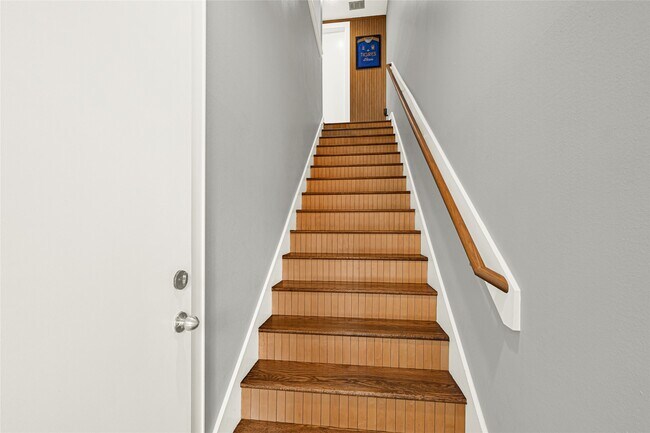 Foto del edificio - 1107 W 21st St