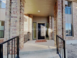 Building Photo - 10738 Park Village Pl