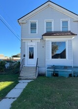 Building Photo - 1509 N 6th St