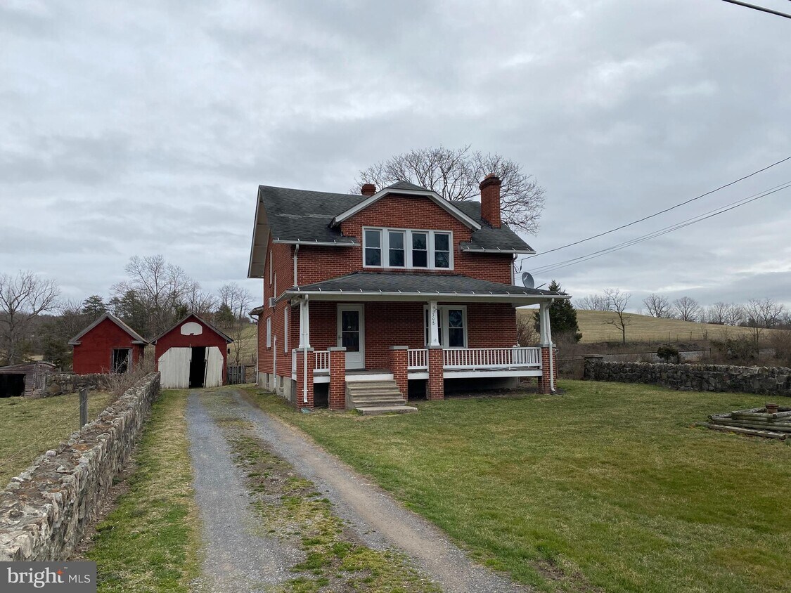 308 Gainesboro Rd, Winchester, VA 22603 House Rental in Winchester