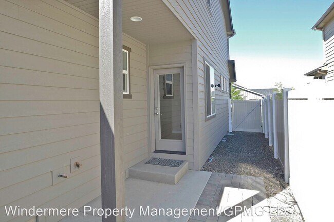 Building Photo - 7984 S Indigo Ridge Ave