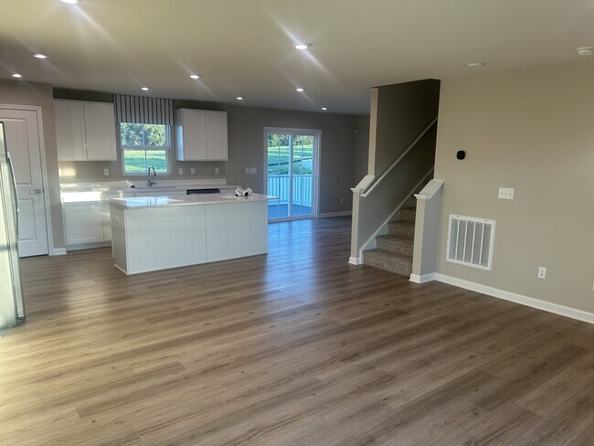 Building Photo - 1143 Lisenbee Wy