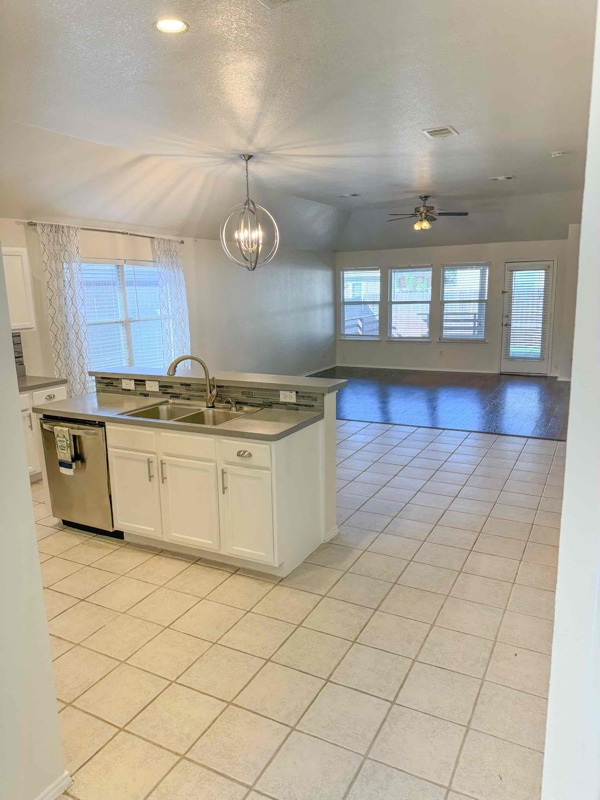 7306 Marsland Ln, Arlington, TX 76001 House Rental in Arlington, TX