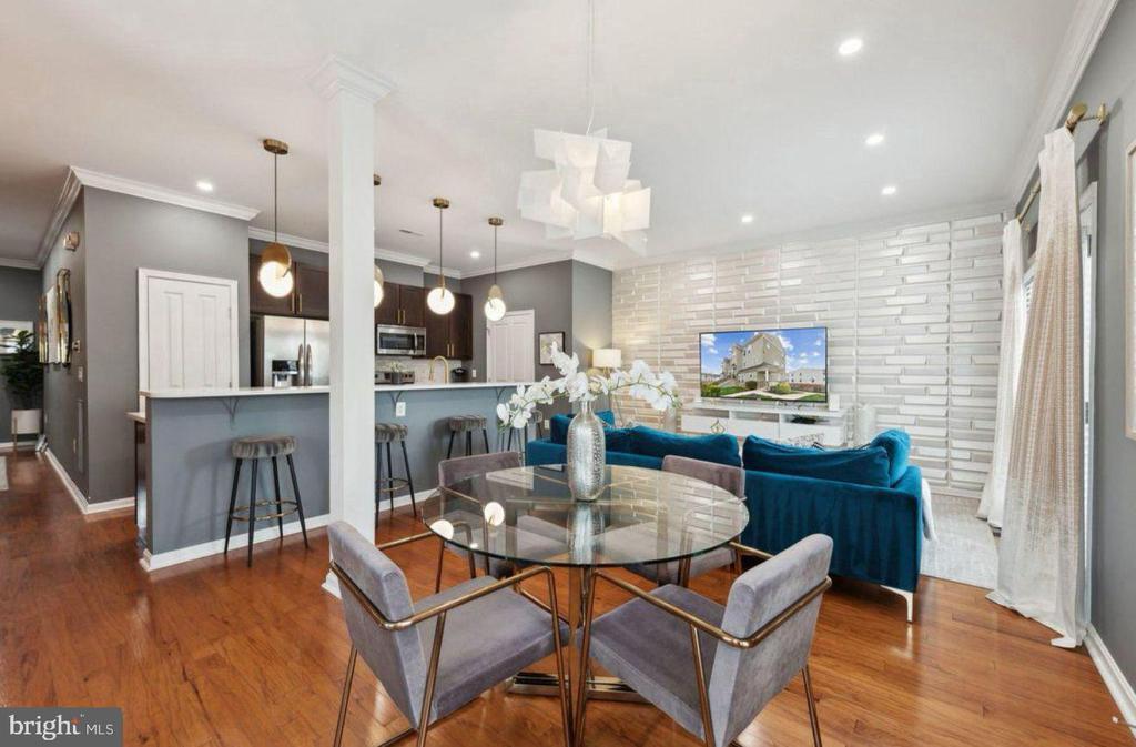 Foto principal - 401 Woodcrest Dr SE