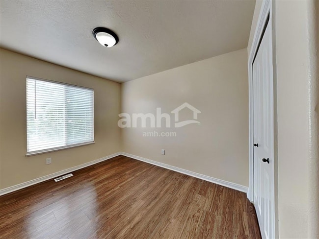 Building Photo - 4808 Addison Ave