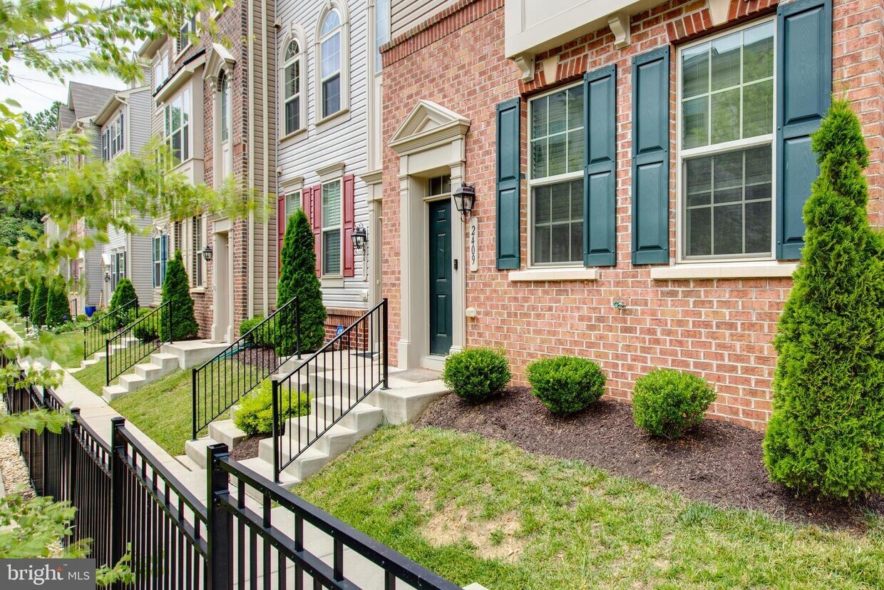 2409 Sommers Ct, Jessup, MD 20794 Townhome Rentals in Jessup MD