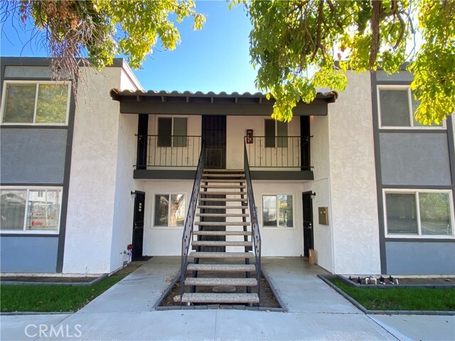 Foto principal - 15384 Perris Blvd