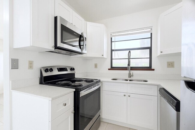 Foto del edificio - 1226 N Haverhill Rd