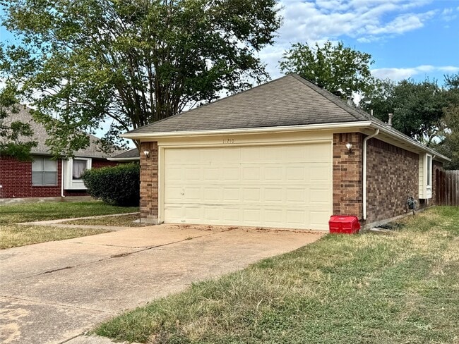 Building Photo - 11210 Fall Breeze Dr