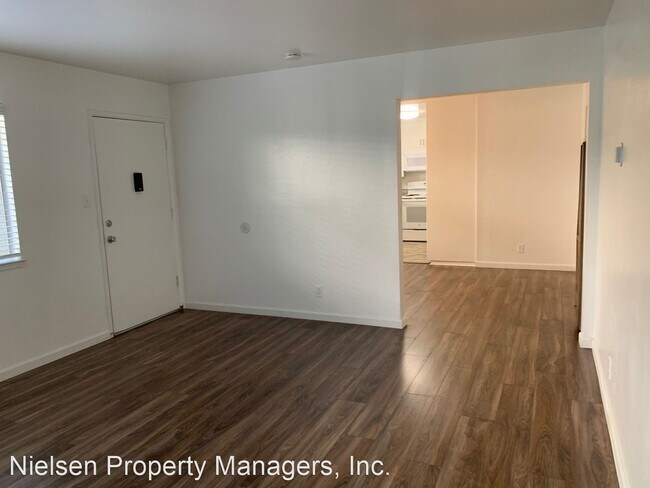 Building Photo - 2519-2525 H St