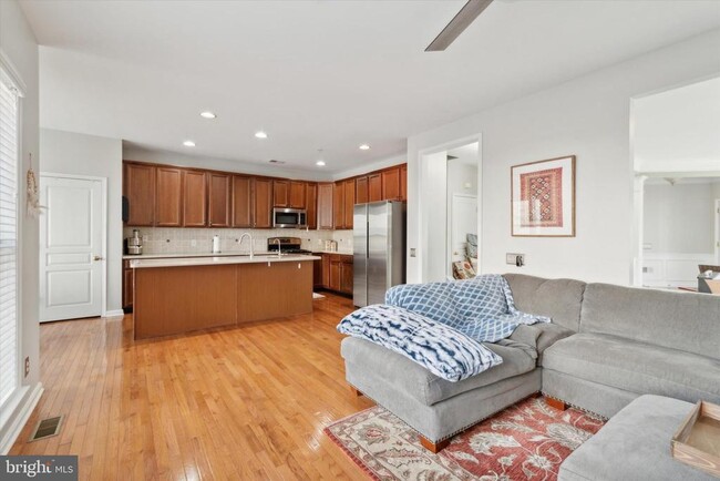 Building Photo - 2115 Sugar Maple Ln