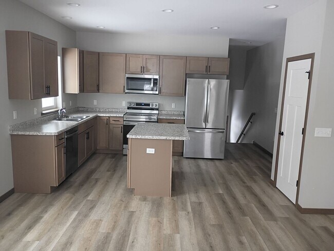 Foto del edificio - 3 Bed, 3 Bath, House