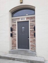 Building Photo - 501 W Jefferson St
