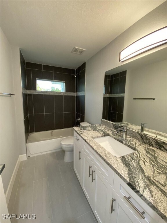 Foto del edificio - 21 NE 16th Pl