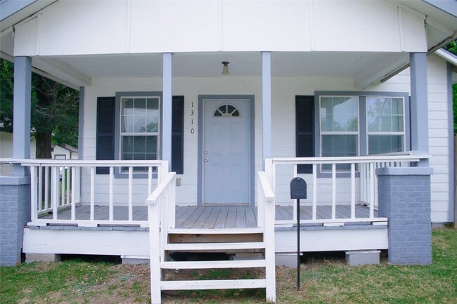 Foto del edificio - 1310 4th St