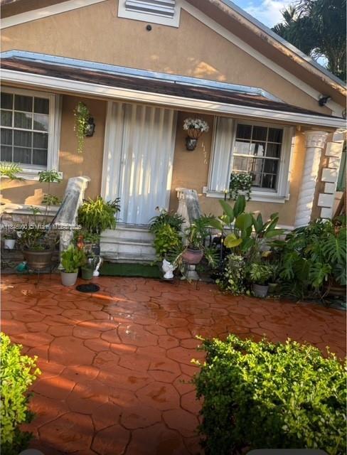 Foto principal - 1176 NW 38th St