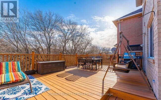 Building Photo - 141 Whitwell Dr