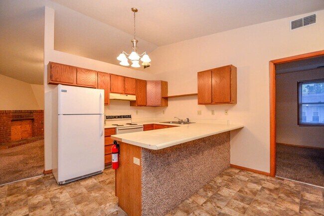Foto del edificio - 543 Henderson Crossing - Half Off Admin Fees & $350 Gift Card!
