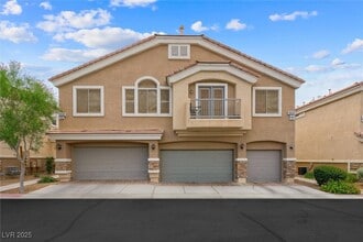 Building Photo - 10643 Petricola St
