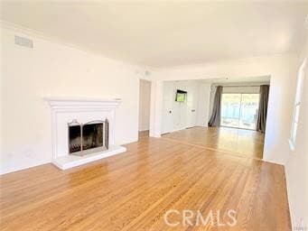 Foto del edificio - 14722 Addison St