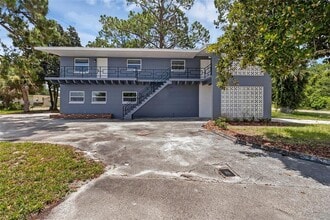 Building Photo - 315 Bayview St