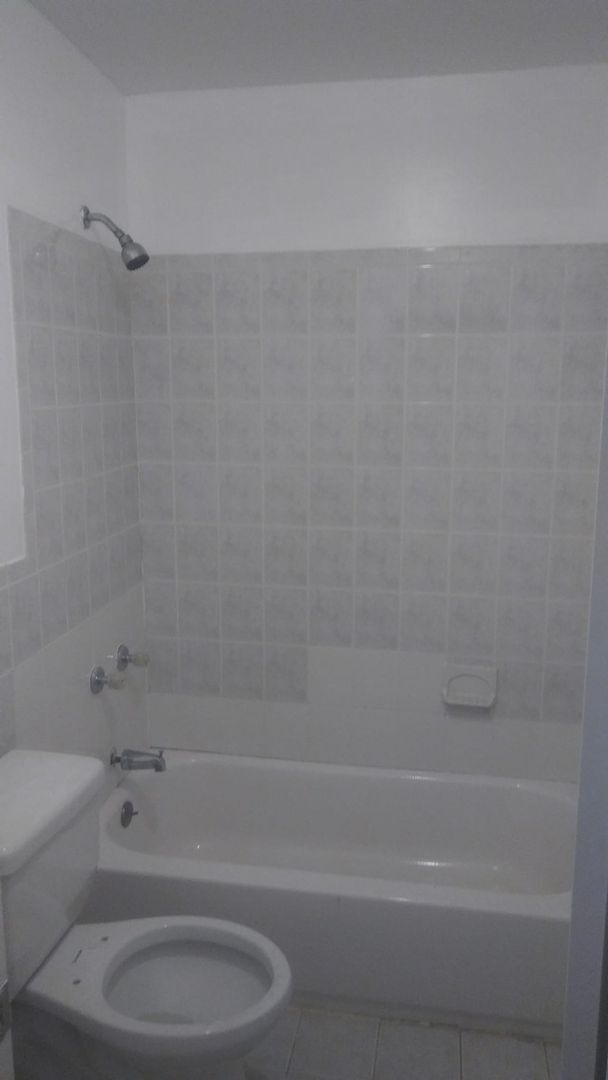 Building Photo - Granite kitchen. All new bath and kitchen....