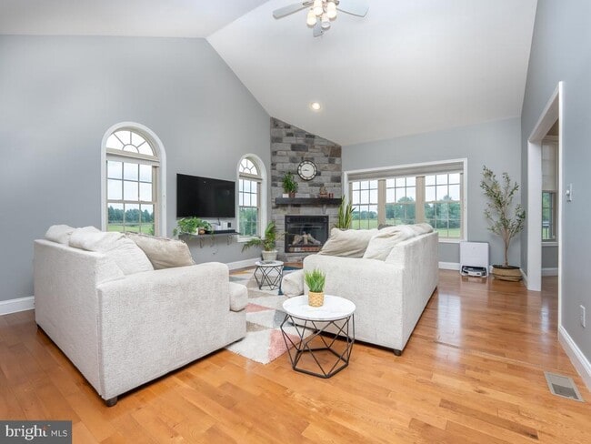 Foto del edificio - 1458 Highfield Ct