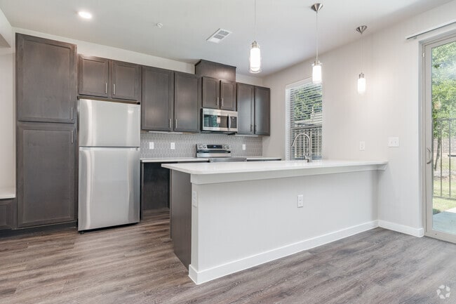 3BR, 2.5BA - 1,418SF - Kitchen - Arden at Corinth