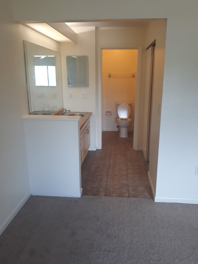 Foto del interior - 5255 Vineland Rd