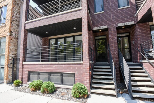 Foto del edificio - 3928 N Ashland Ave