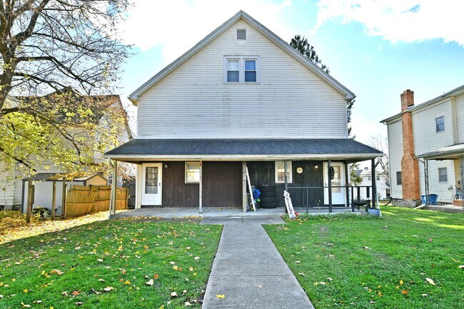 Building Photo - 226-228 W Park Ave