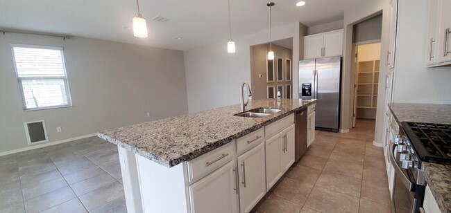 Building Photo - Rent-to-Own House - 3 BD, 2 BA - Goodyear ...