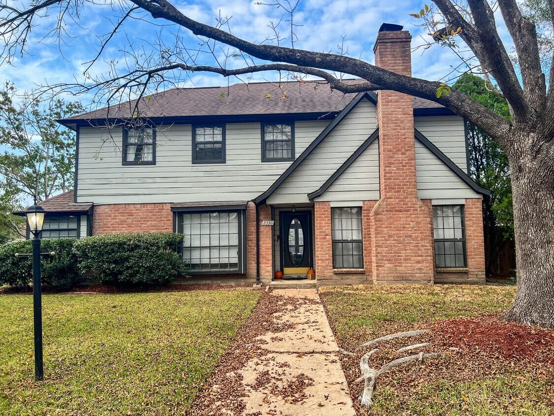 Foto principal - 2330 Walnut Ridge Dr