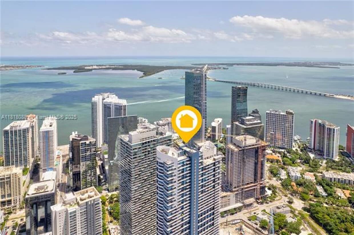 Foto principal - 60 SW 13th St