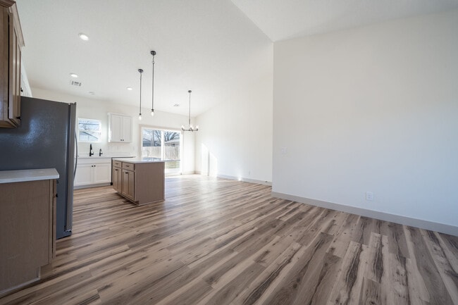 Foto del edificio - 753 N Gilda St