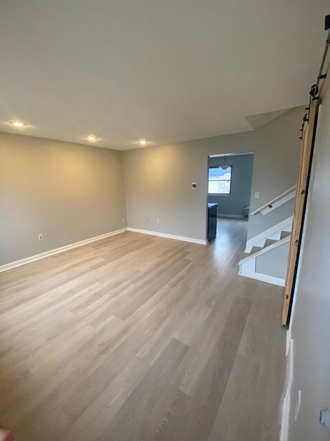Sala de estar #1 - 4589 Glenhaven Dr