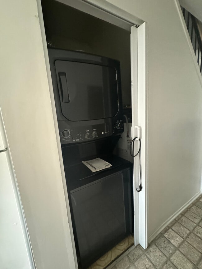 Building Photo - 24 Townline Road East