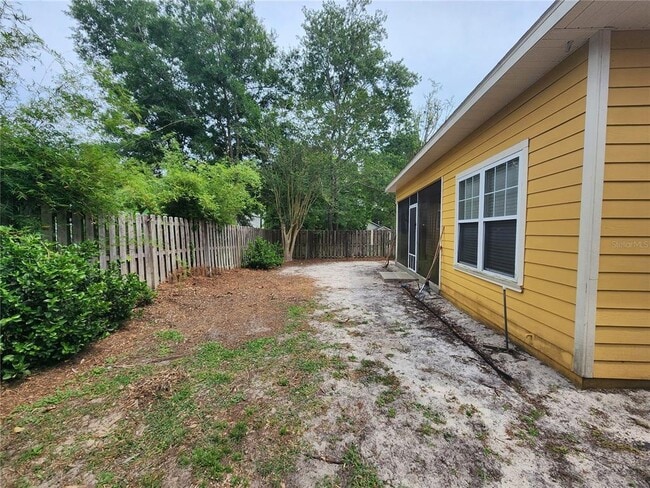 Building Photo - 9206 NW 23rd Ln