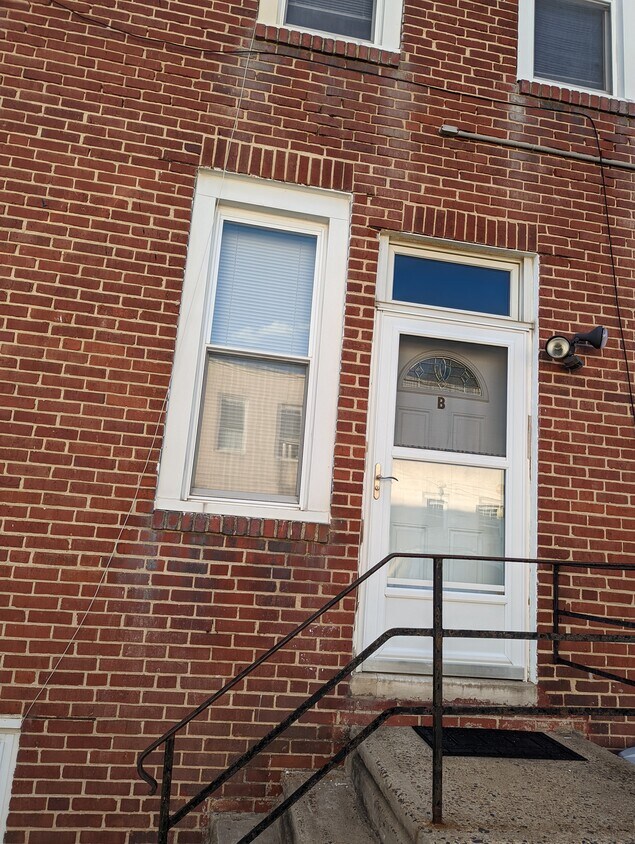 Primary Photo - 1420 Princess Ave