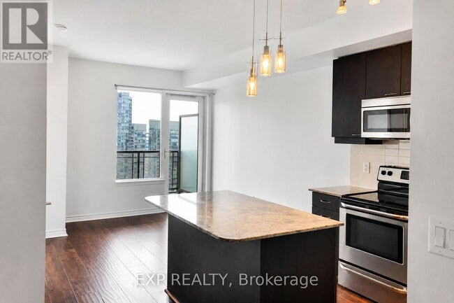 Building Photo - 385 Prince of Wales Dr
