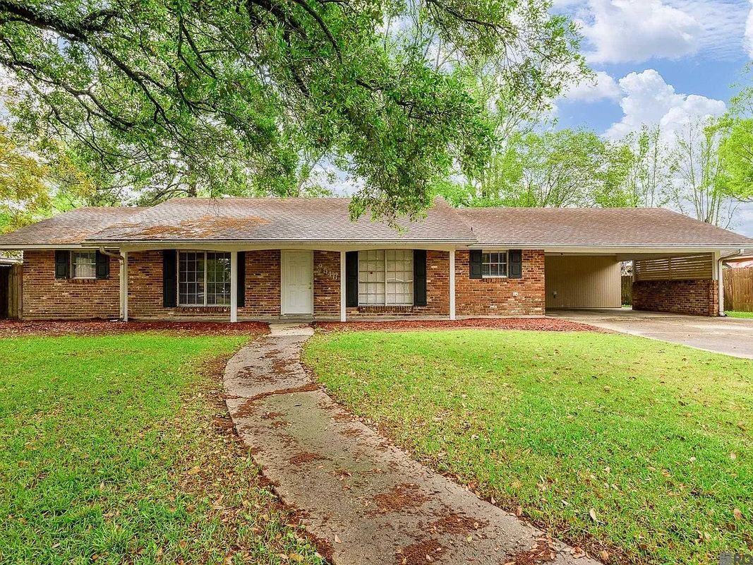 Primary Photo - 9546 Redwood Dr