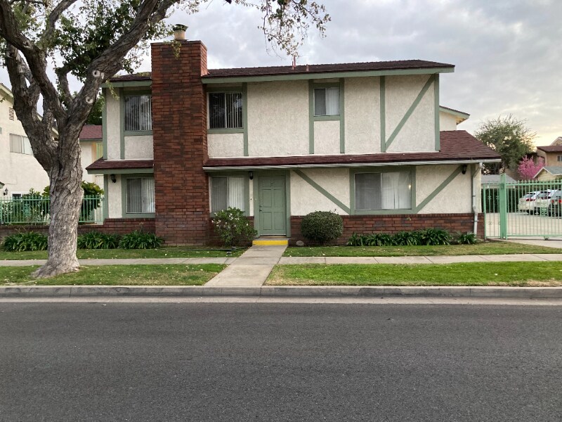 300 W Norwood Pl Unit C, Alhambra, CA 91803 Apartment for Rent in Alhambra, CA