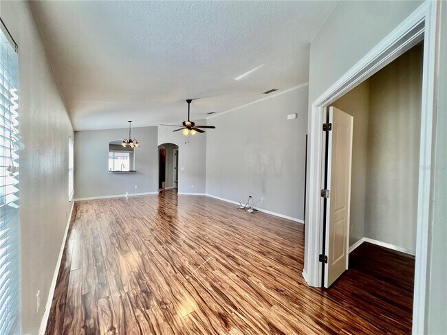 Foto del edificio - 537 19th St NW