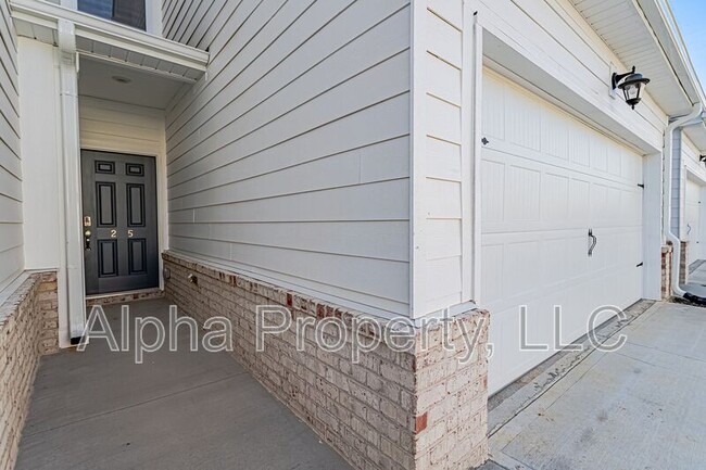 Building Photo - 25 Centimeters Dr