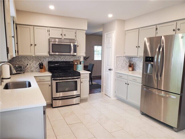 Foto del edificio - 1809 Dayflower Trce