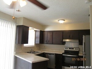 Foto del edificio - 4431 Myrna Dr