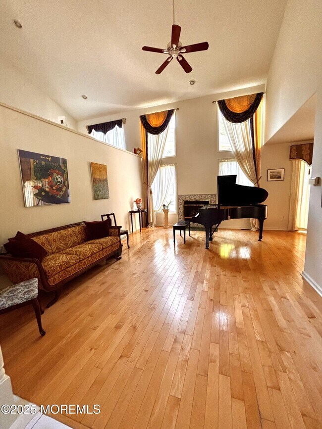 Foto del edificio - 85 Mira Vista Ct