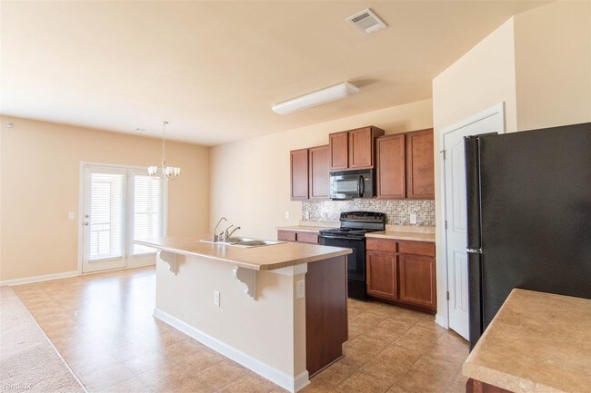 Building Photo - 215 Flowing Meadows Dr