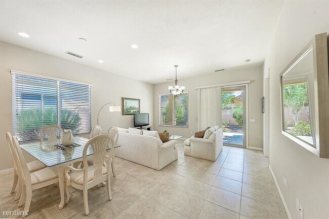 Foto del edificio - 2 br, 2 bath House - 81605 Avenida de Baile