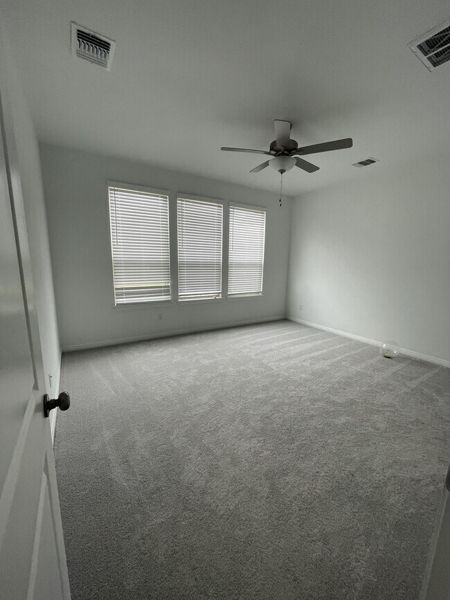 Building Photo - 505 Georgia Lace Trail